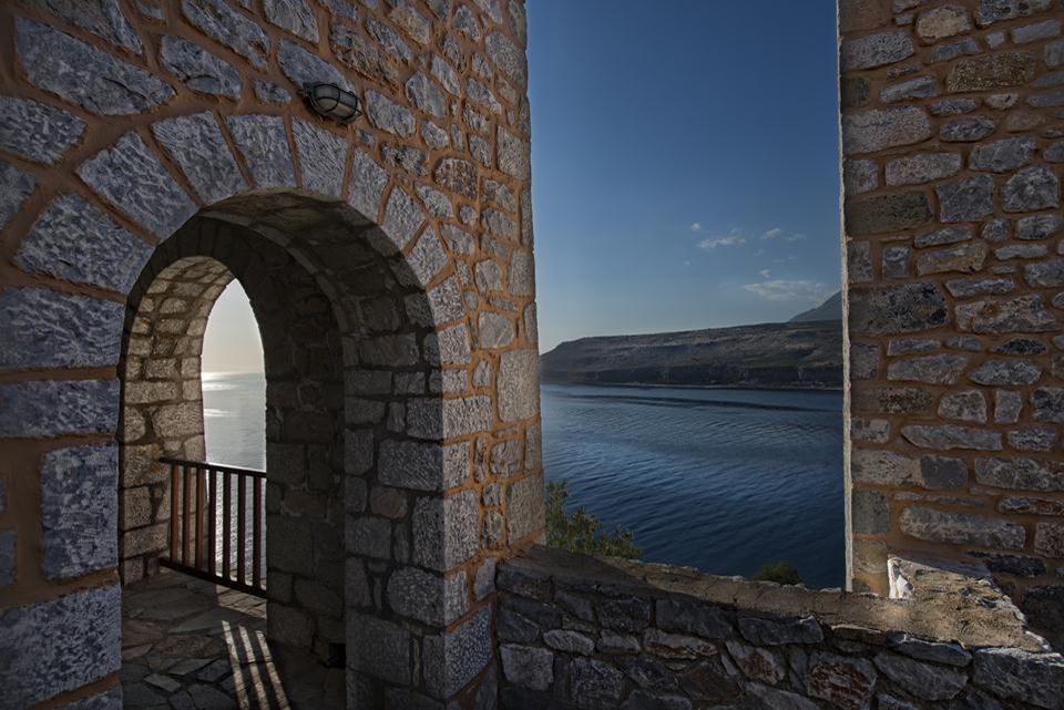 Limeni - exterior